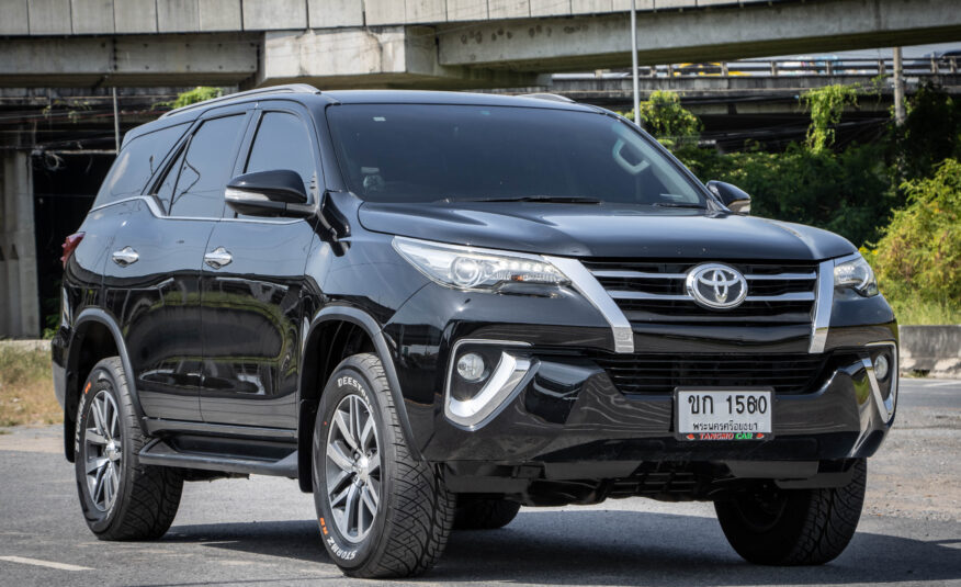 TOYOTA FORTUNER 2.4 V 2WD 2016
