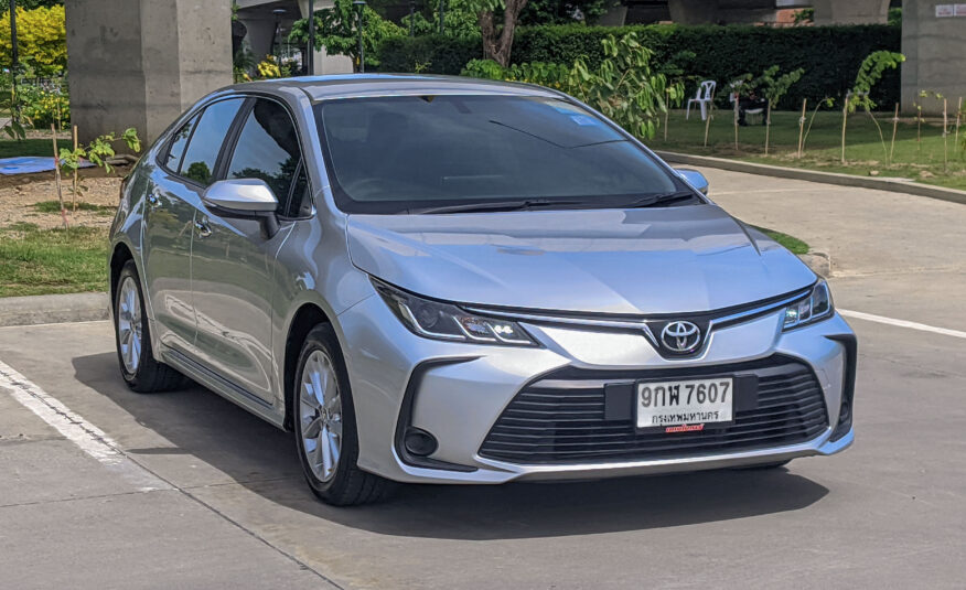 TOYOTA ALTIS 1.6 G 2020
