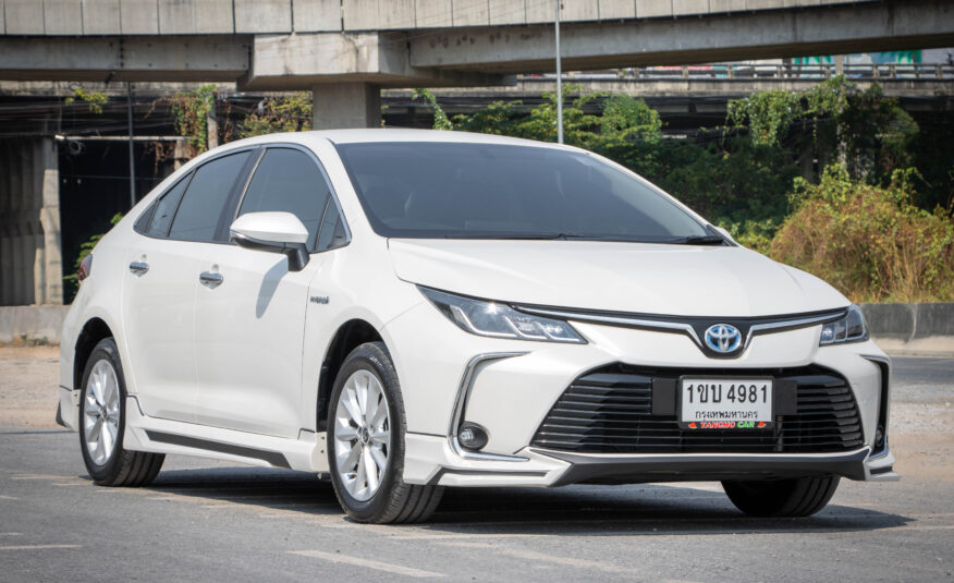 TOYOTA ALTIS 1.8 HYBRID Entry 2020