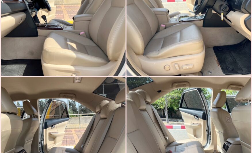 TOYOTA CAMRY 2.0 G 2012