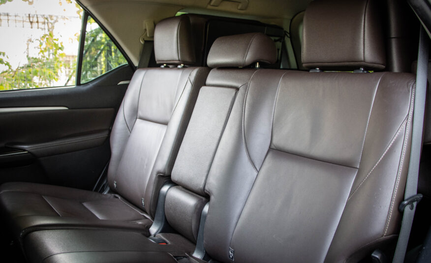 TOYOTA FORTUNER 2.4 V 2WD 2016