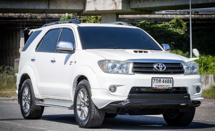 TOYOTA FORTUNER 3.0 V 4WD 2010