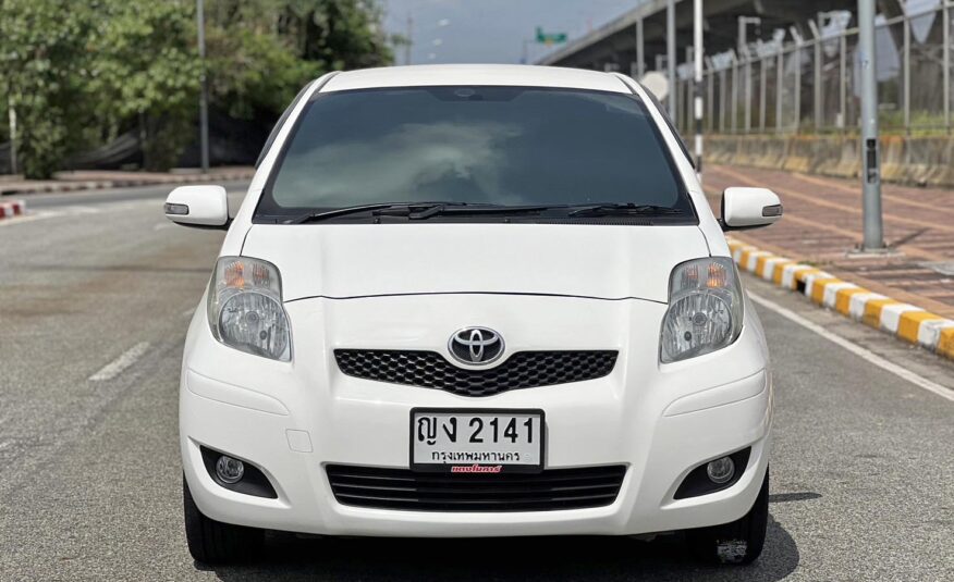 TOYOTA YARIS 1.5 J 2011