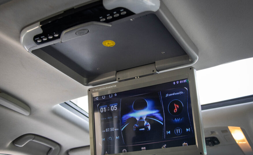 TOYOTA VELLFIRE 2.4 V 2010