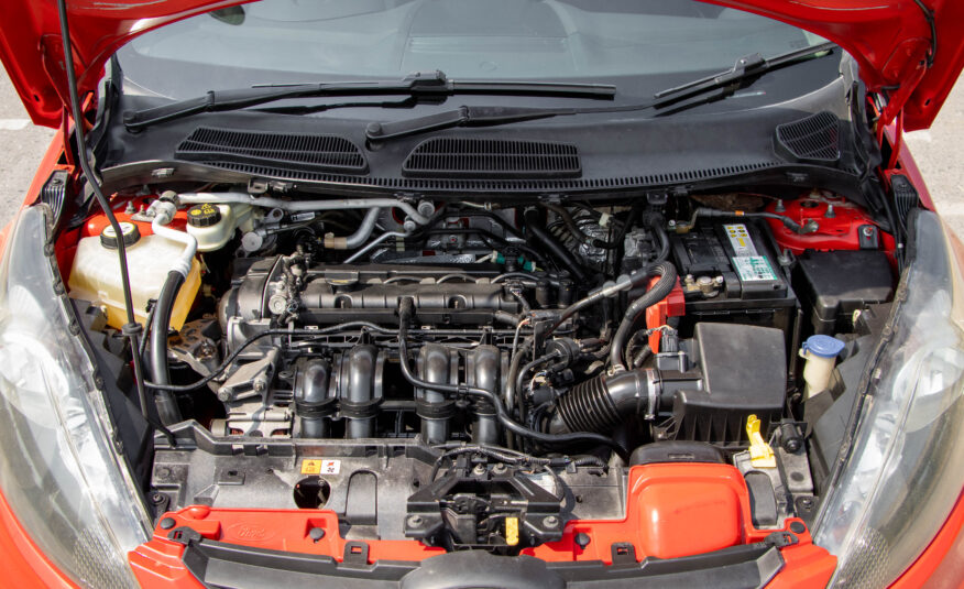FORD FIESTA 1.5 Sport Hatchback 2013