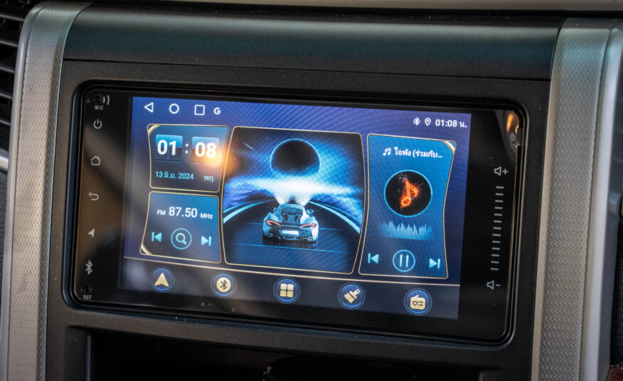 TOYOTA VELLFIRE 2.4 V 2010