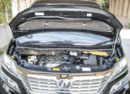 TOYOTA VELLFIRE 2.4 V 2010