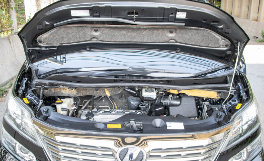 TOYOTA VELLFIRE 2.4 V 2010