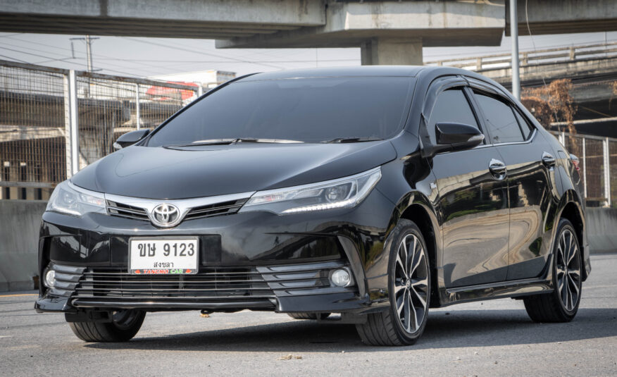 TOYOTA ALTIS 1.8 S Esport 2017