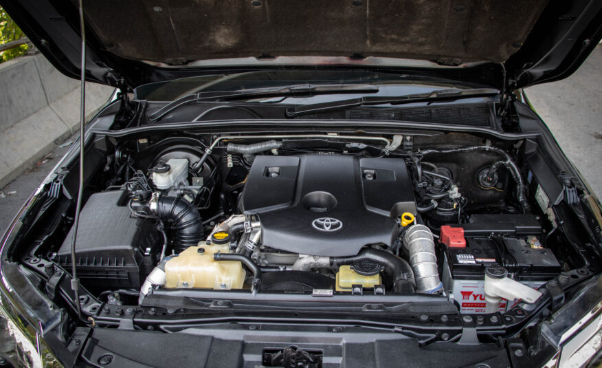 TOYOTA FORTUNER 2.4 V 2WD 2016