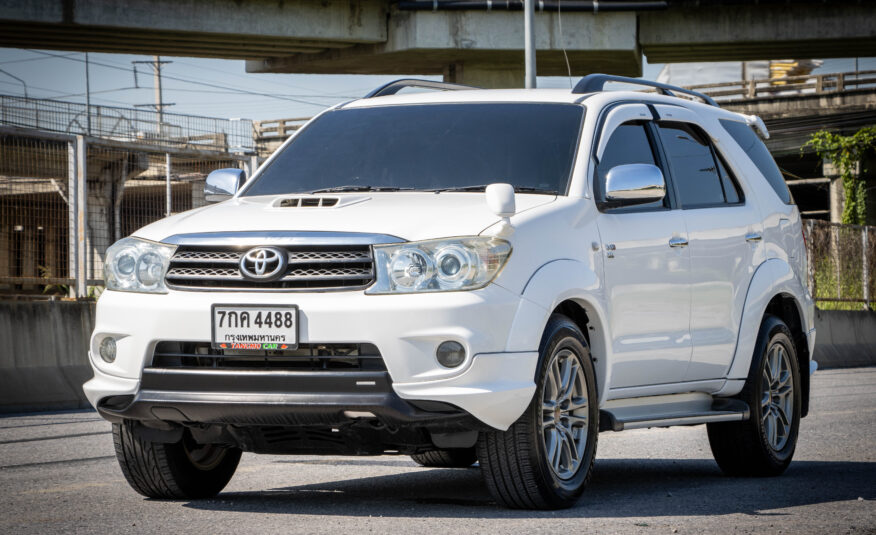 TOYOTA FORTUNER 3.0 V 4WD 2010