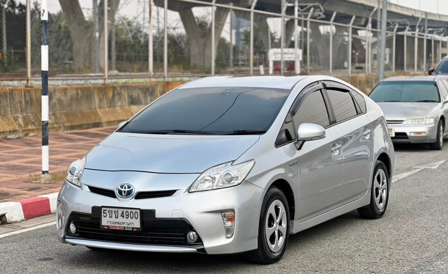 TOYOTA PRIUS 1.8 Hybrid Standard grade 2013