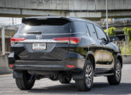 TOYOTA FORTUNER 2.4 V 2WD 2016