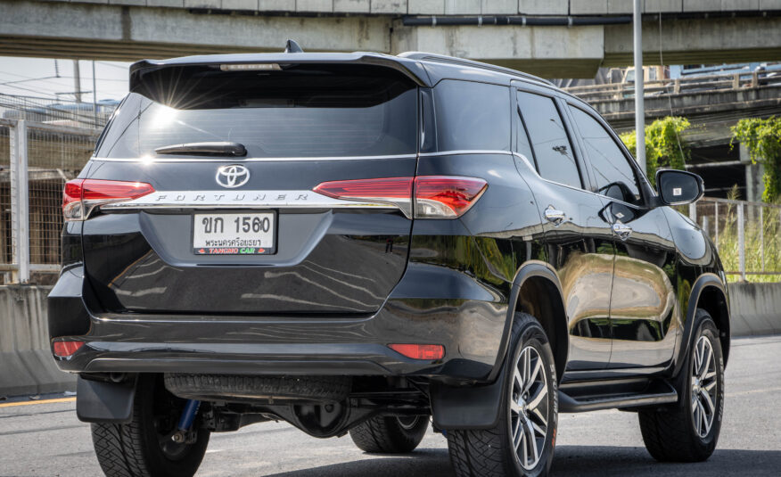 TOYOTA FORTUNER 2.4 V 2WD 2016