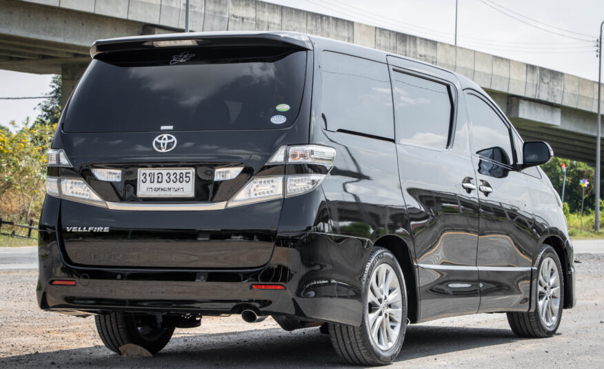 TOYOTA VELLFIRE 2.4 V 2010