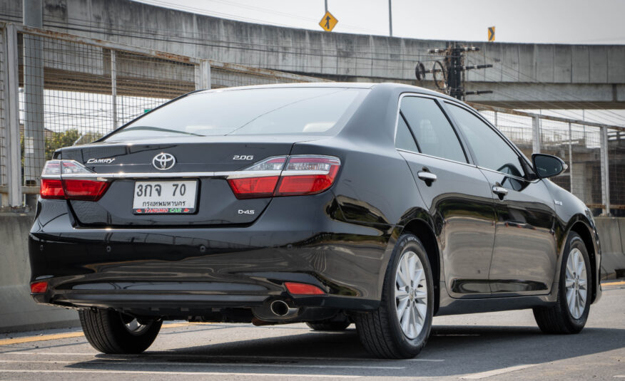 TOYOTA CAMRY 2.0 G 2017