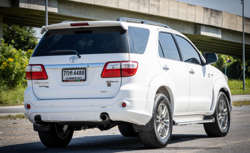 TOYOTA FORTUNER 3.0 V 4WD 2010