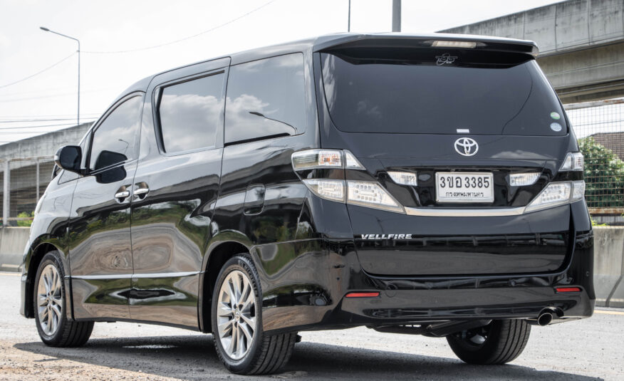 TOYOTA VELLFIRE 2.4 V 2010