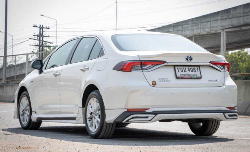 TOYOTA ALTIS 1.8 HYBRID Entry 2020