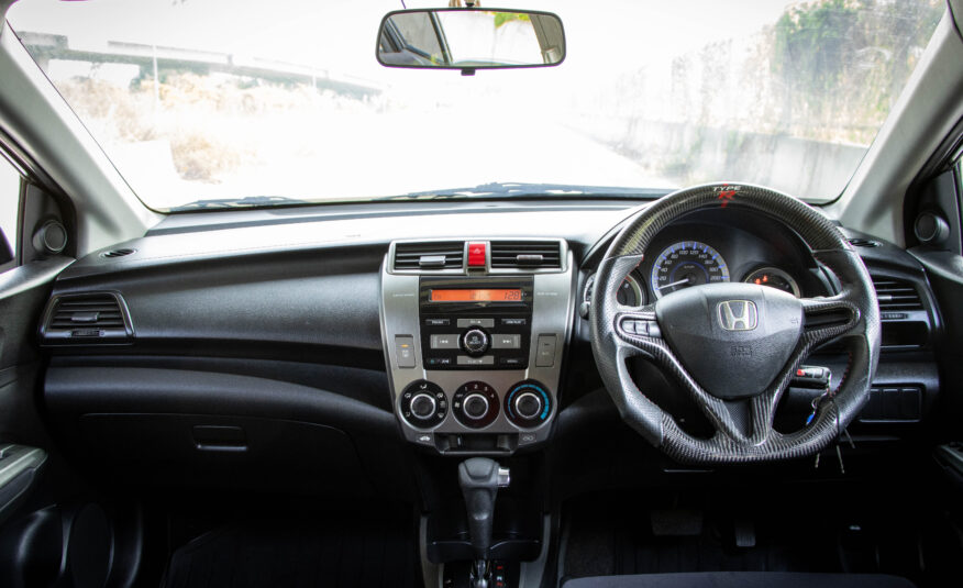 HONDA CITY 1.5 V  I-VTEC 2012