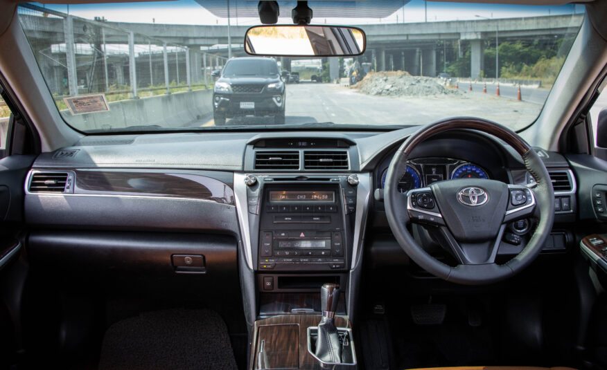 TOYOTA CAMRY 2.0 G 2017