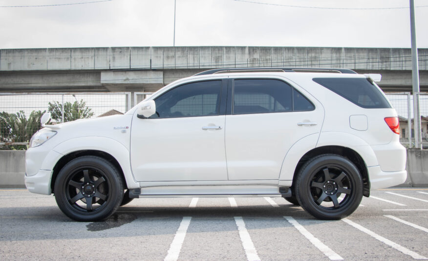 TOYOTA FORTUNER 3.0 V 4WD 2008