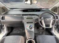 TOYOTA PRIUS 1.8 Hybrid Standard grade 2013