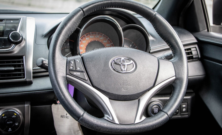 TOYOTA YARIS 1.2 G 2014/17