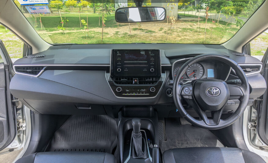 TOYOTA ALTIS 1.6 G 2020