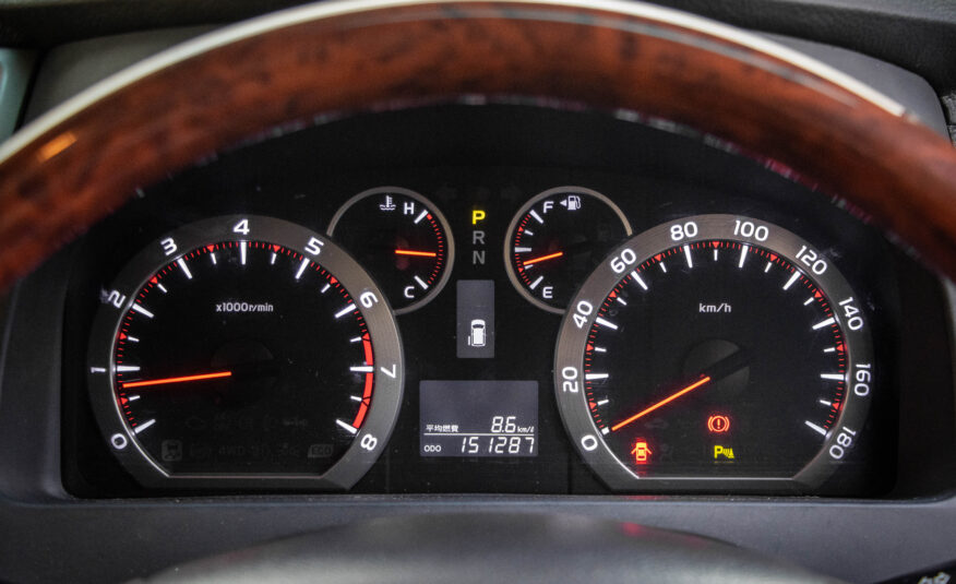 TOYOTA VELLFIRE 2.4 V 2010