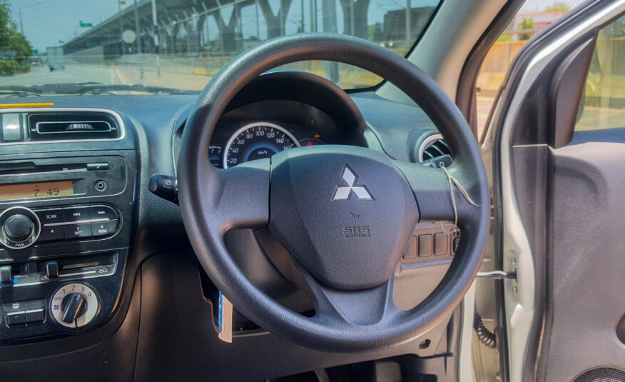 MITSUBISHI MIRAGE 1.2 GLX 2013