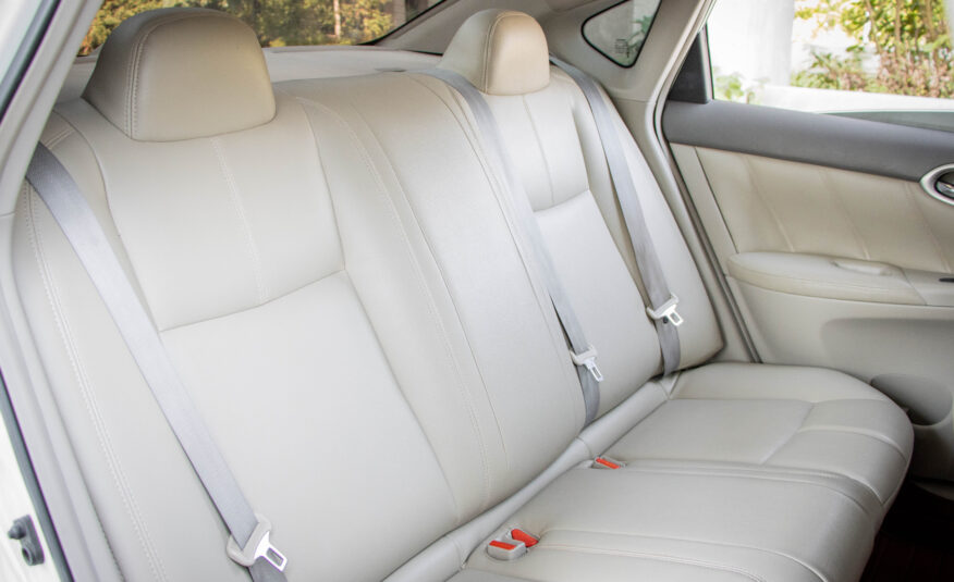 NISSAN SYLPHY 1.6 V 2013