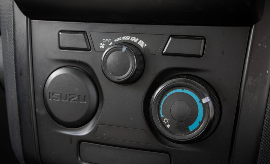 ISUZU D-MAX 1.9 B SPARK 2018