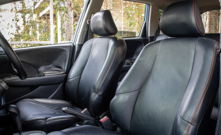 HONDA JAZZ S i-VTEC 2012