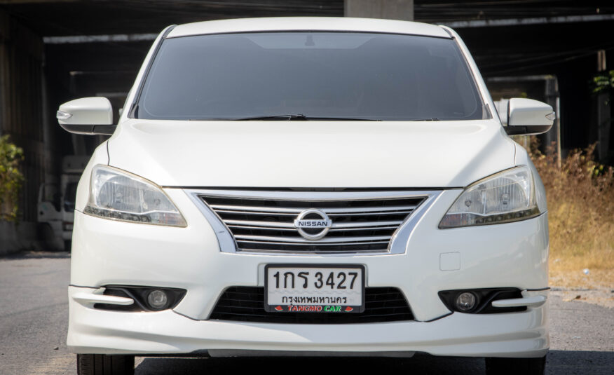 NISSAN SYLPHY 1.6 V 2013