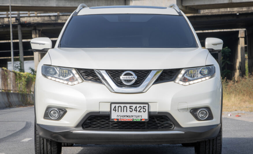 NISSAN X-TRAIL 2.5 V 4WD 2015