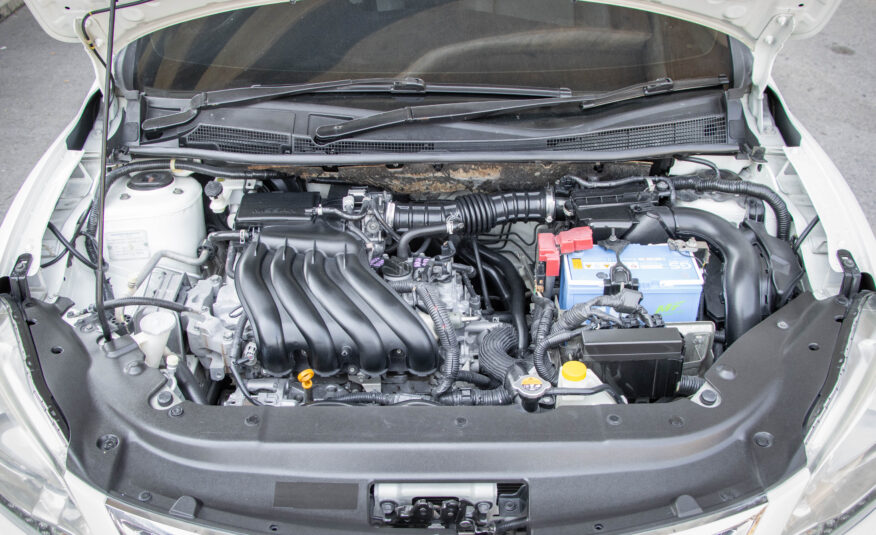 NISSAN SYLPHY 1.6 V 2013