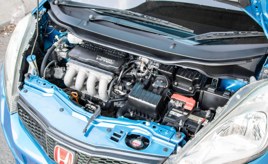 HONDA JAZZ S i-VTEC 2012