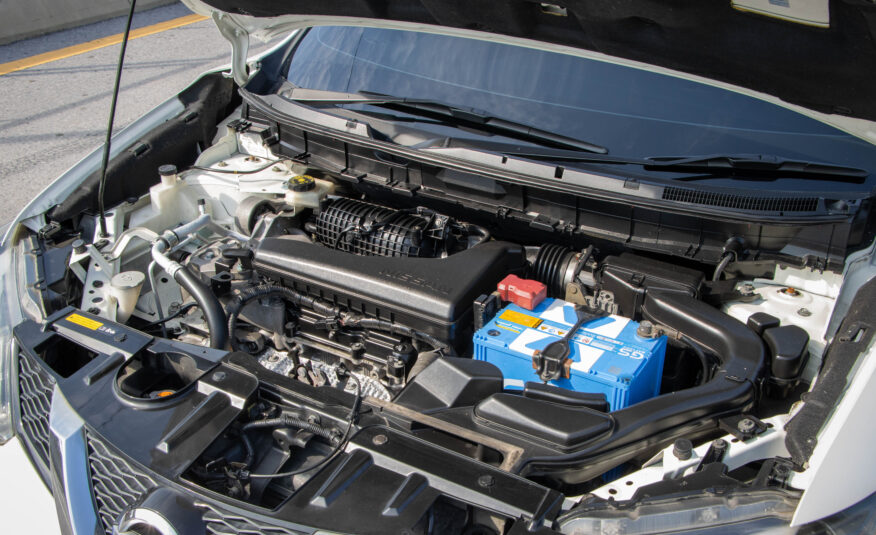 NISSAN X-TRAIL 2.5 V 4WD 2015