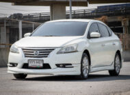 NISSAN SYLPHY 1.6 V 2013