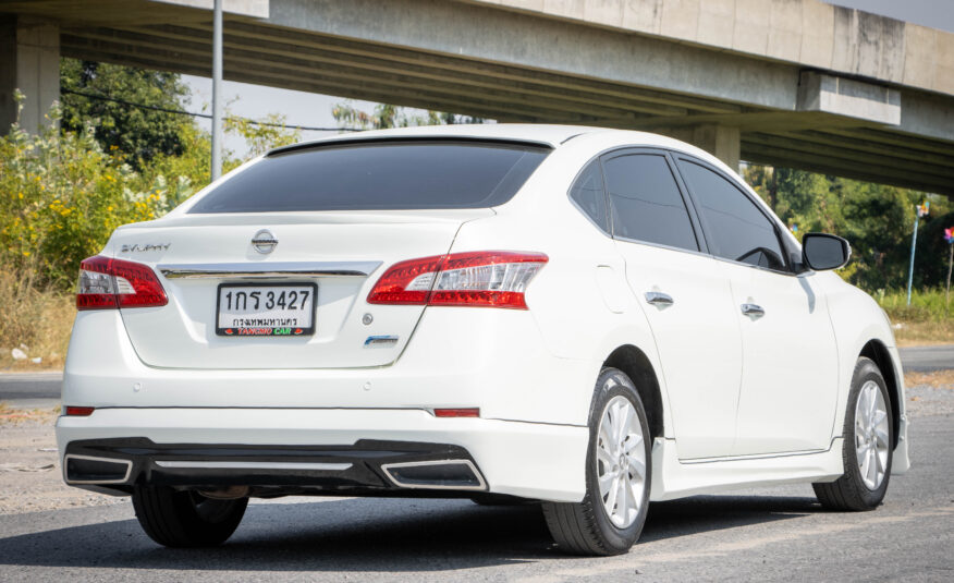 NISSAN SYLPHY 1.6 V 2013