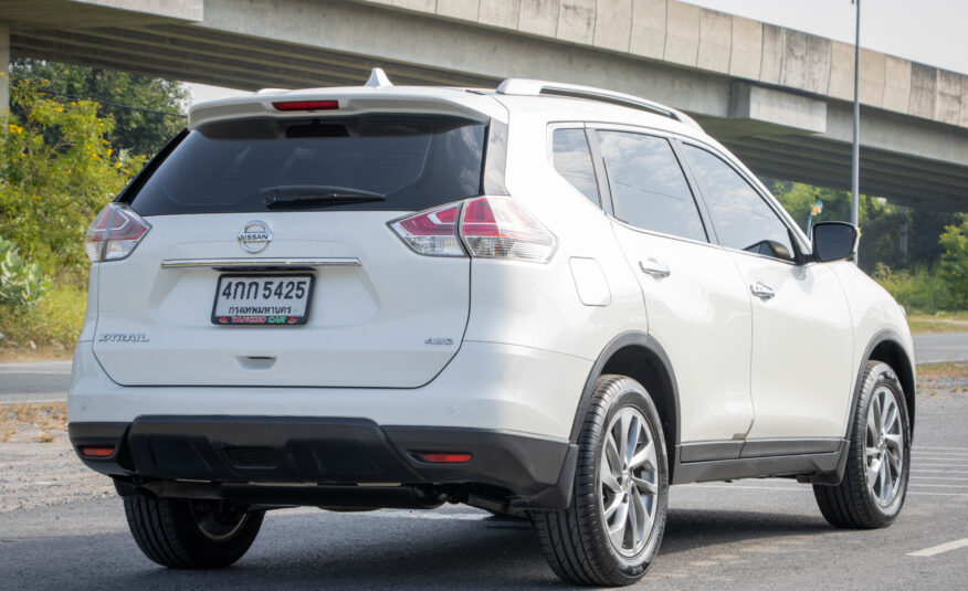 NISSAN X-TRAIL 2.5 V 4WD 2015