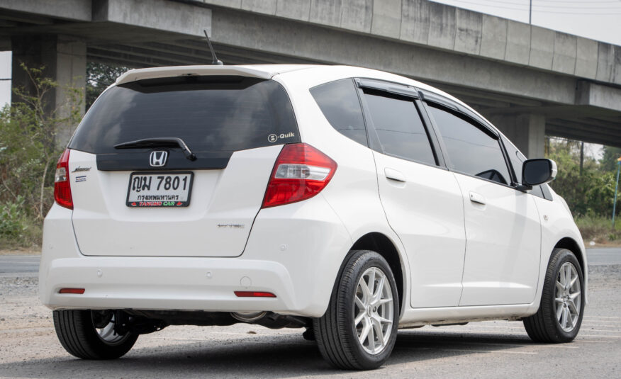 HONDA JAZZ 1.5 S i-VTEC 2011