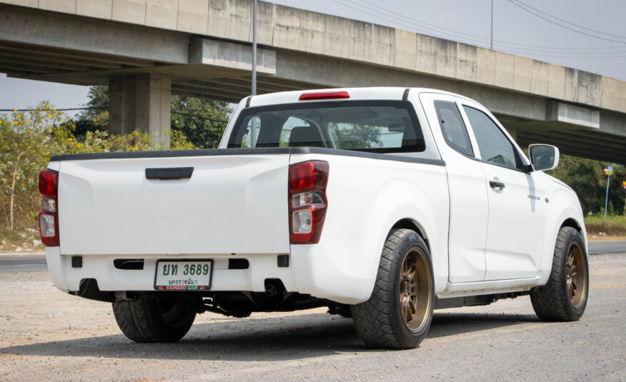 ISUZU D-MAX S SPACECAB 2020