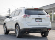 NISSAN X-TRAIL 2.5 V 4WD 2015