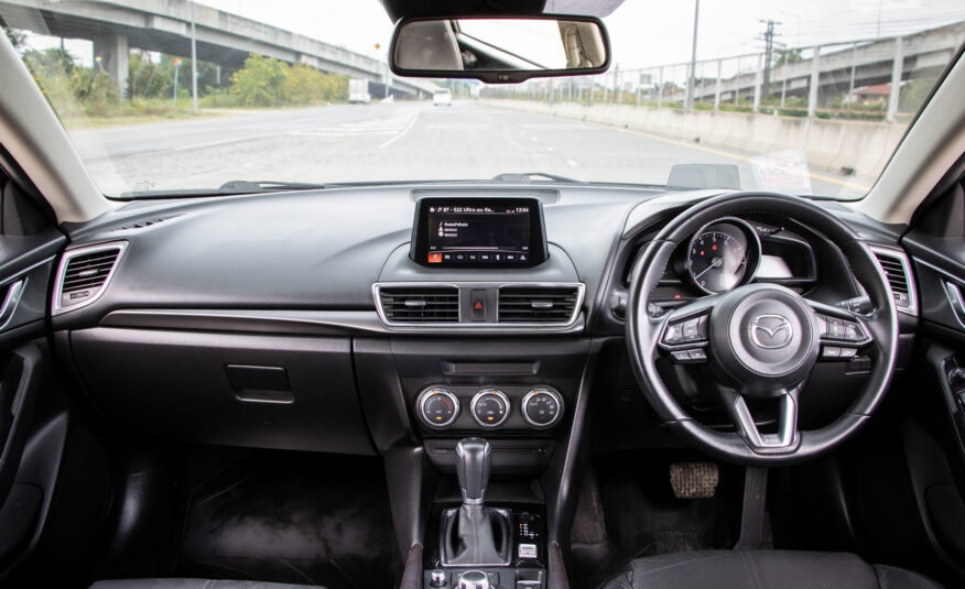 MAZDA 3 2.0 S Sports 2017