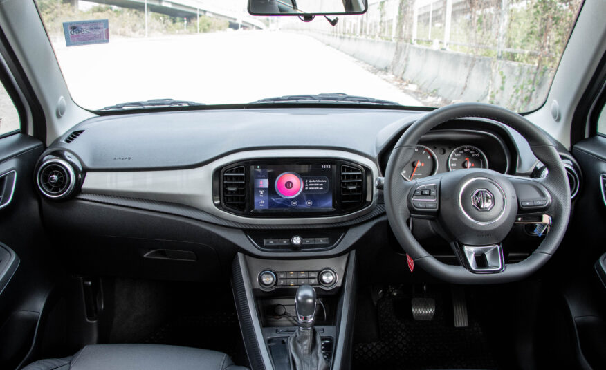 MG 3 1.5 X SUNROOF 2021