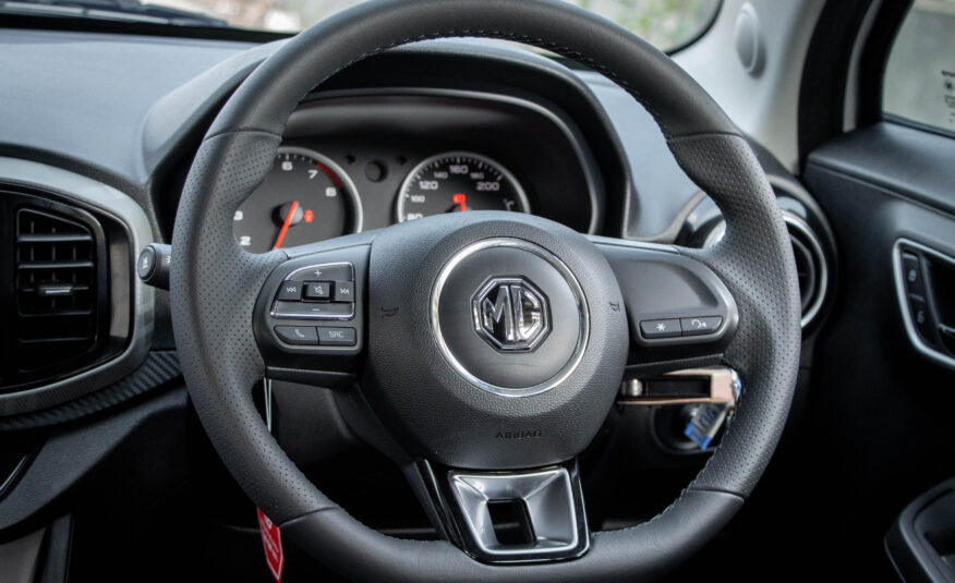 MG 3 1.5 X SUNROOF 2021