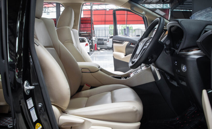 TOYOTA ALPHARD 2.5 X HYBRID 4WD 2022