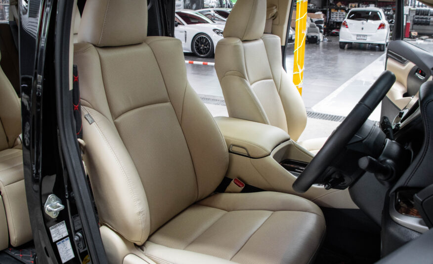 TOYOTA ALPHARD 2.5 X HYBRID 4WD 2022